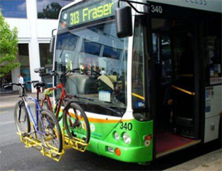 Ônibus no DF ganharão suporte para bicicleta