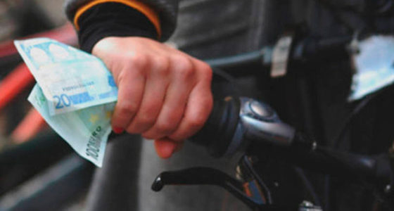 Economize_dinheiro_andando_de_bike